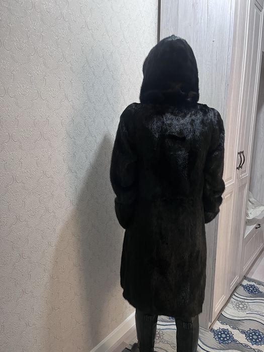Продам норковую шубу б/у
