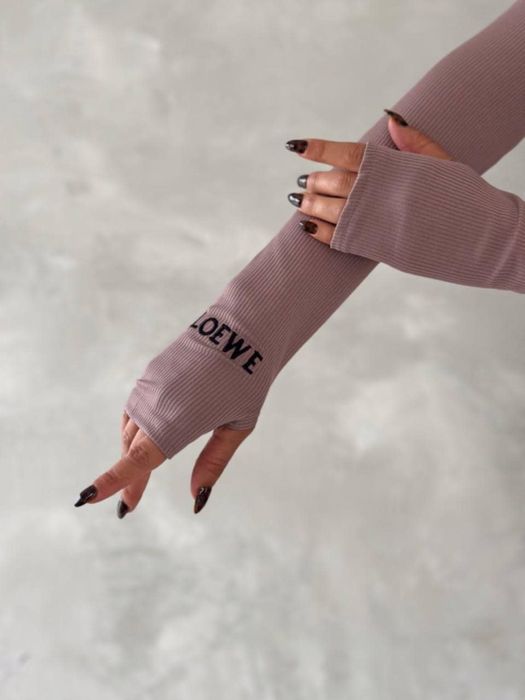 Разпродажба на дамски дрешки