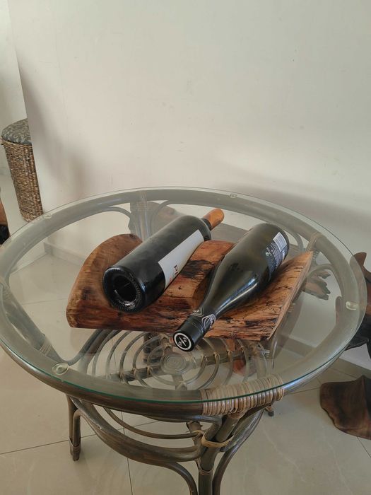 Стойка за бутилки вино