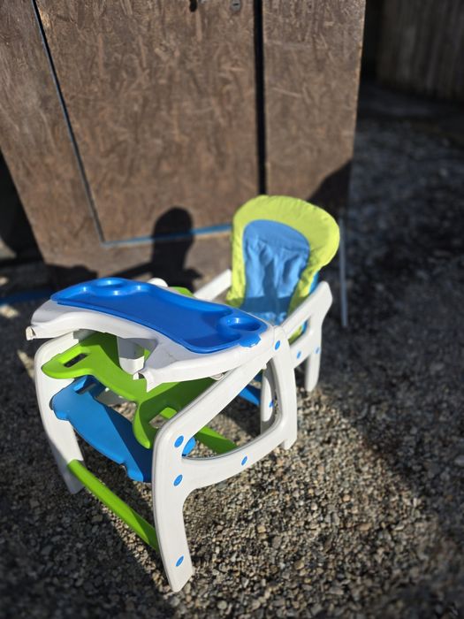 Детский столик и стул