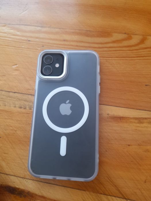 Айфон 11 в идилаьном состояние