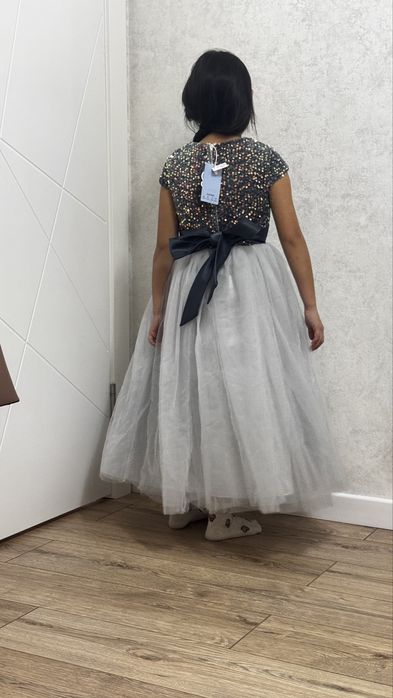 Нарядное платье для девочек