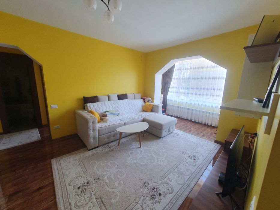 Apartament de închiriat central