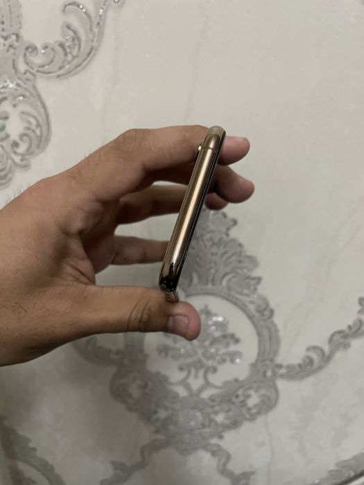 iPhone Xs GolD 64gb