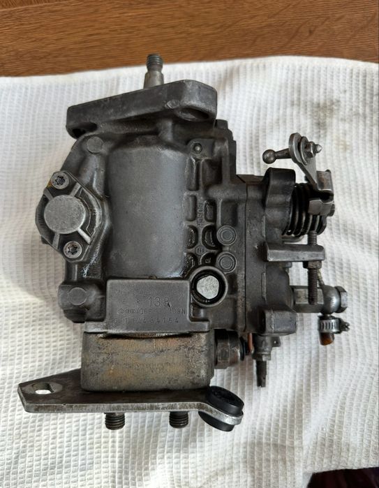 Pompa De Injectie Mecanica Volkswagen Passat/Golf 1.6 Diesel Bosch