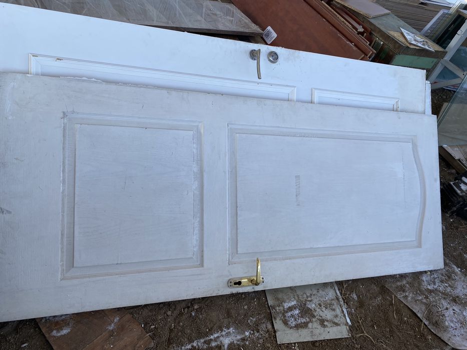 Есіктер двери сатылады