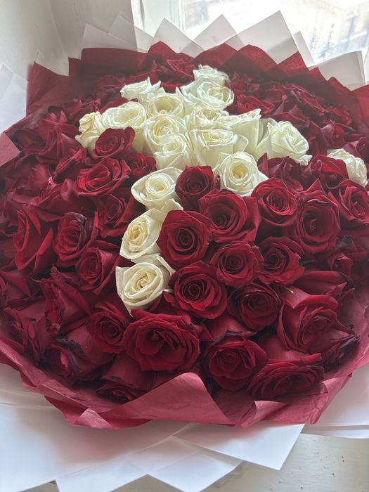 Цветы и букеты подарки