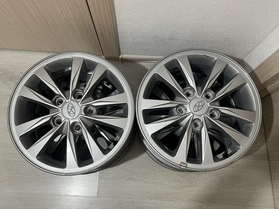 Новые оригинальные диски R15 4 шт