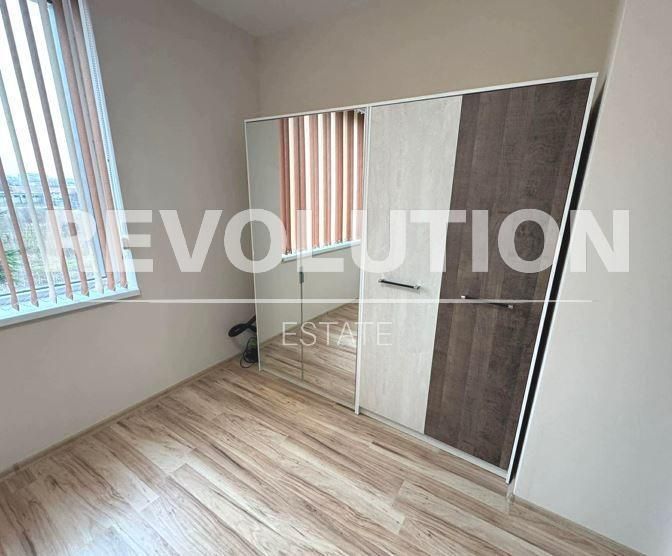 Дава се под наем Двустаен апартамент в Варна, Трошево - 65 кв.м за 648.21 € - Снимка #5