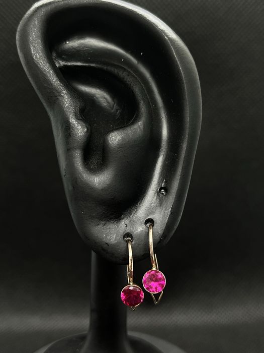 Продам золотые изделие