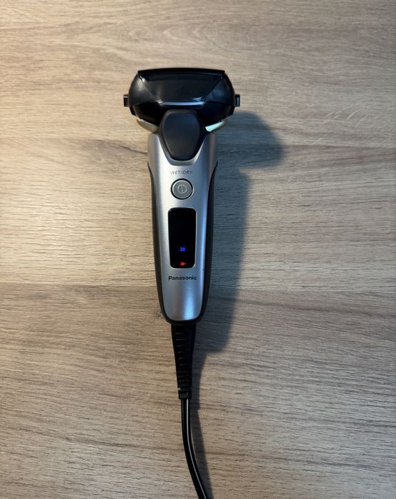 Електрическа самобръсначка Panasonic ES-LV69