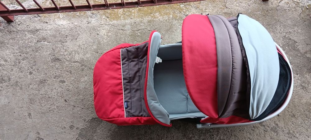 Детска количка  Chicco. 3в 1