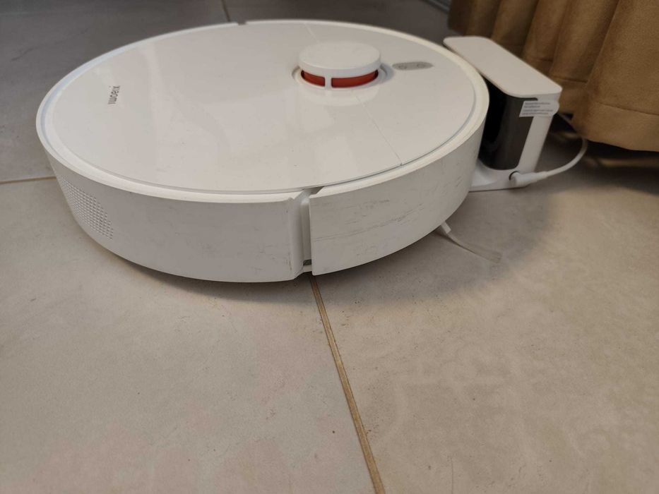 Roboti Aspirator Xiaomi si Roborock x20+ , X10+ , S10+ , X20 MAX etc si acumulatori extra