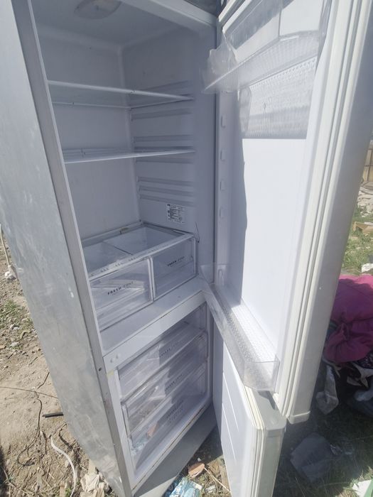 Продается холодильник