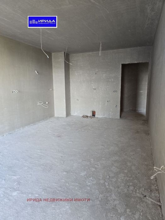 Продава се Мезонет в София, Младост 4 - 202 кв.м за 1249 €/кв.м - Снимка #5