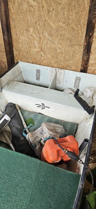 Oferta barca de fibra la preț de gonflabila