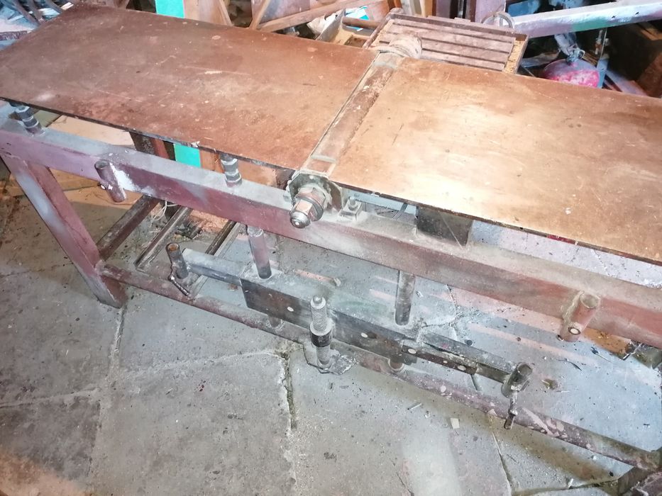 Vând abric în perfectă stare!