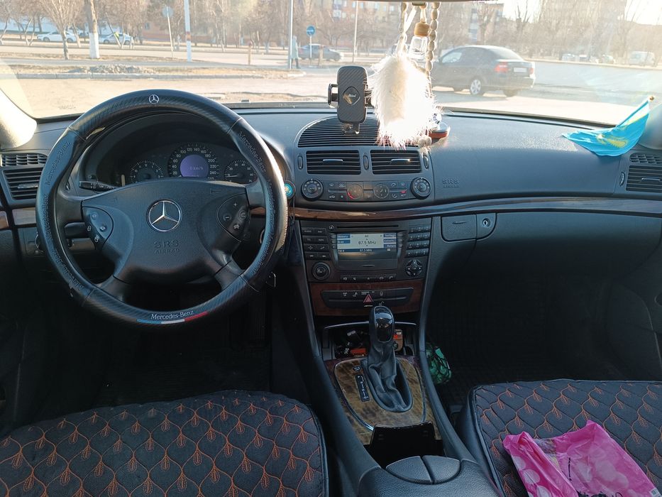 Продам Мерседес w211