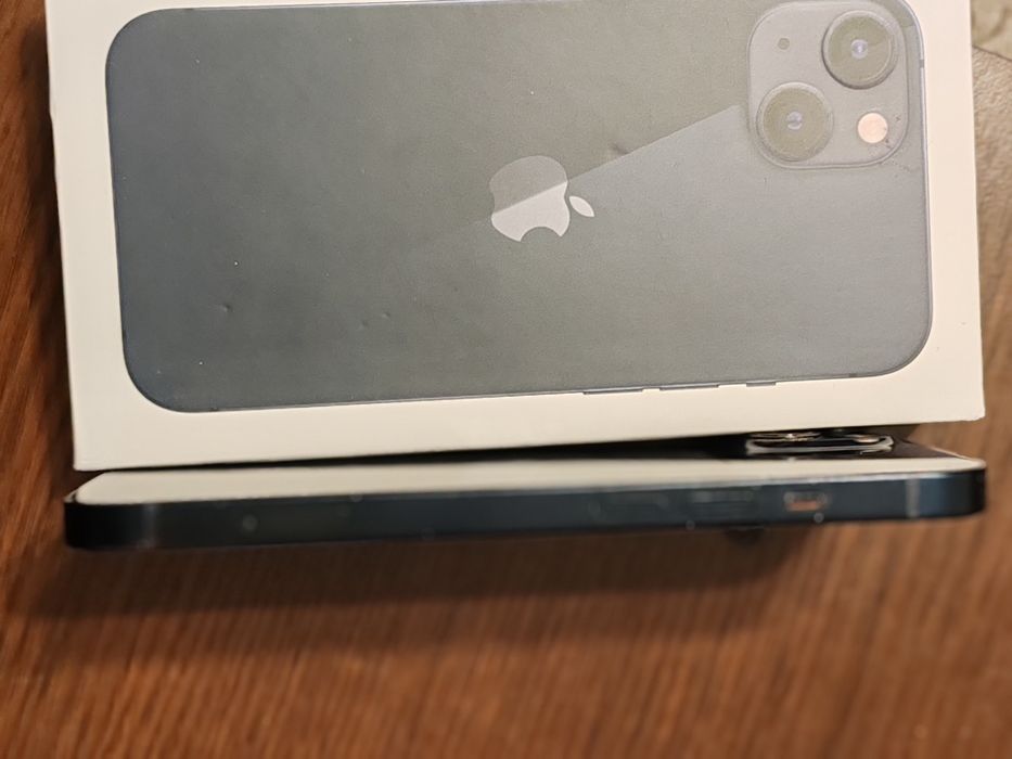 iPHONE 13 Midnight