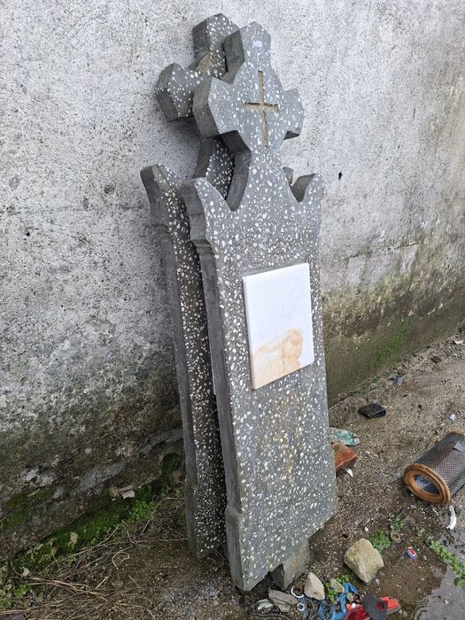 Vand doua cruci  simple