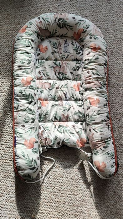 Pernă pentru bebeluși