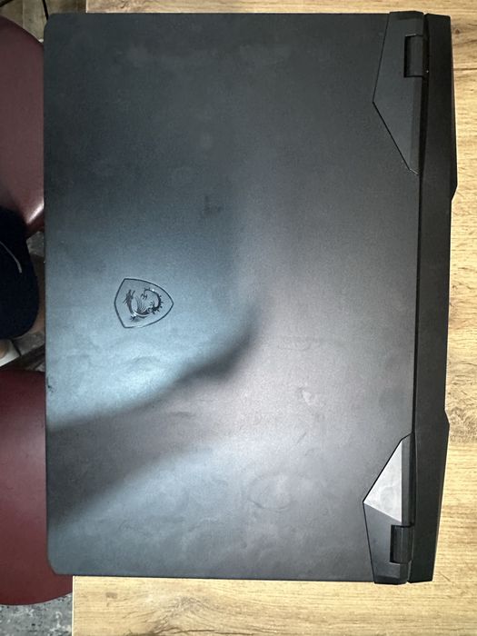 Продам игровой ноутбук Leopard GP76