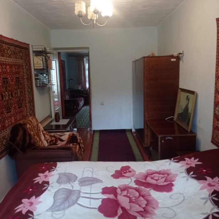 продам двухкомнатную квартиру