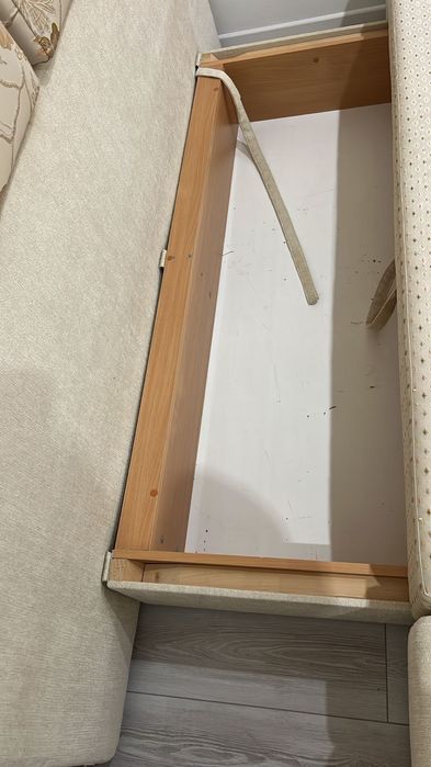 Диван в хорошем состоянии