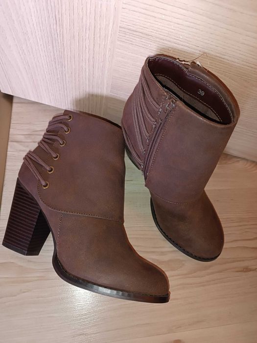 Боти 39 номер Creeks, нови