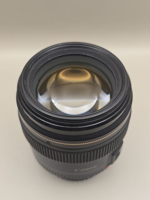 Obiectiv Canon EF 85mm f/1.8 USM