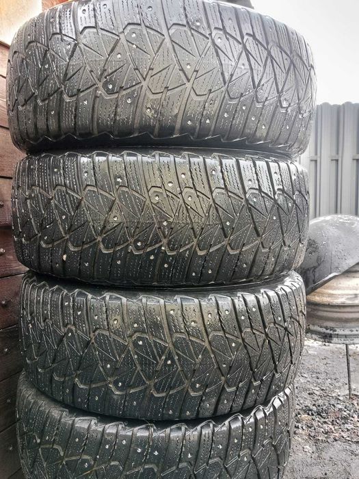 Продам шины гудиер