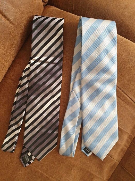 Вратовръзка - като нови - червени / синьо-сиво райе