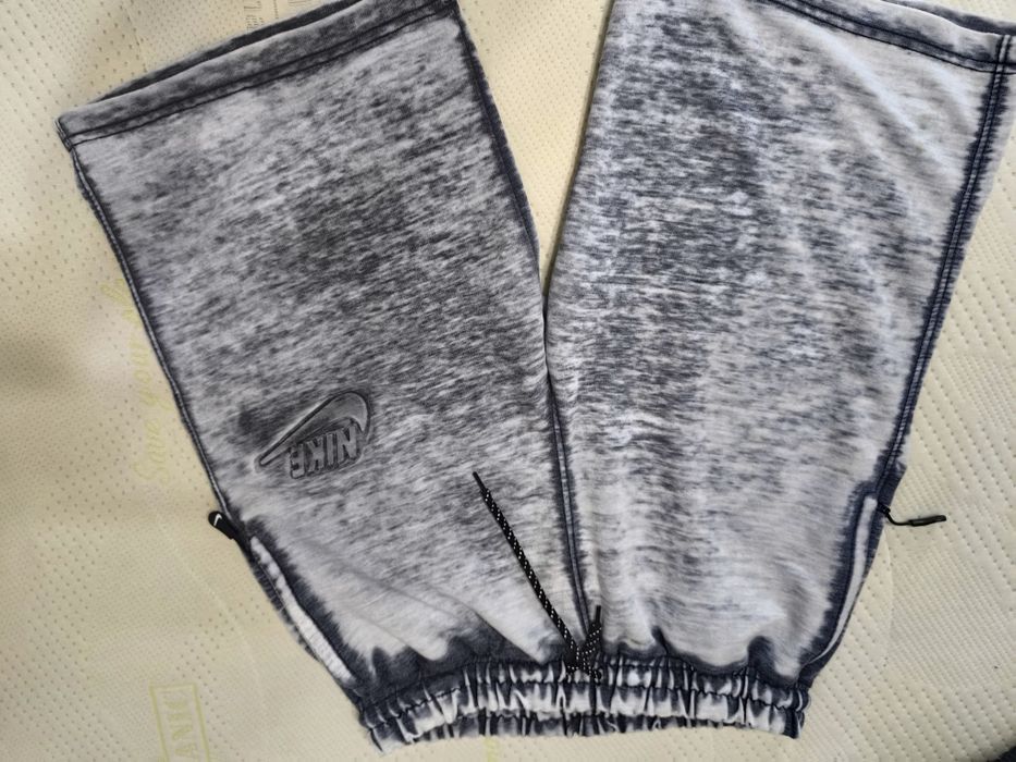 Мъжки къси панталони различни модели