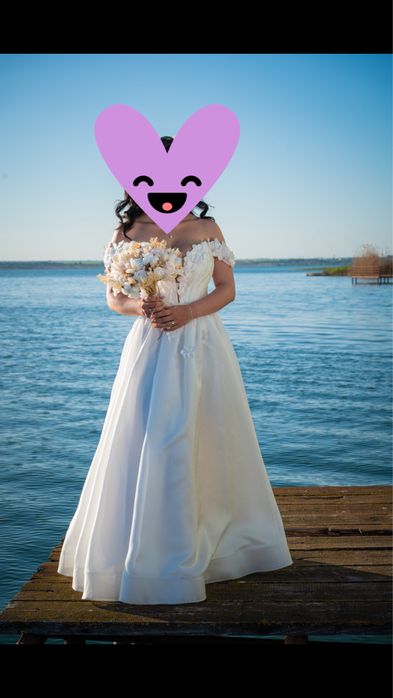 Vând rochie de mireasă