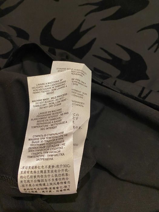 Оригинална тениска Alexander Mcqueеn, черна, размери: S и M