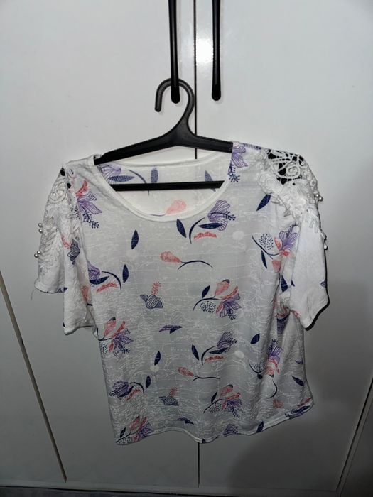 Продам вещи 54-56р