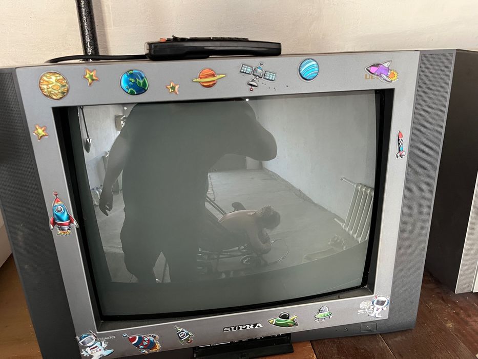 Телевизоры 2 шт. б/у