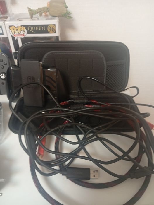 Нинтендо свитч со всеми принадлежностями