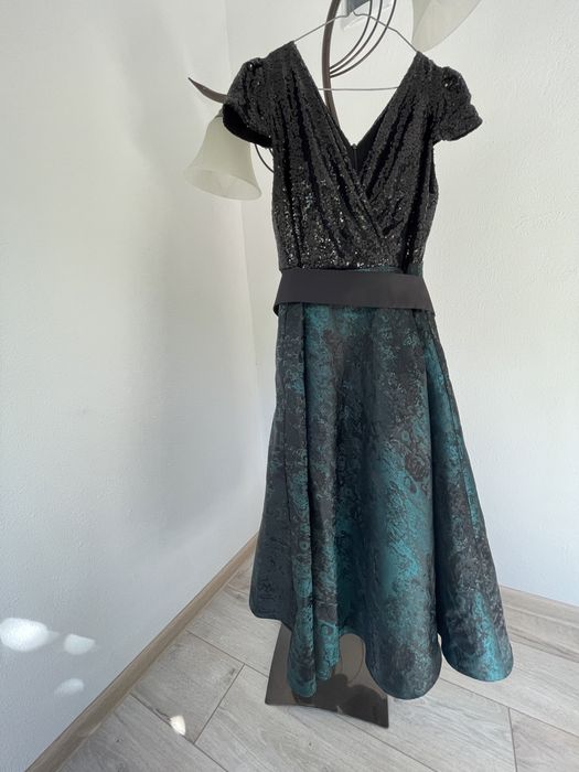 Rochie midi de seara, mărimea 42