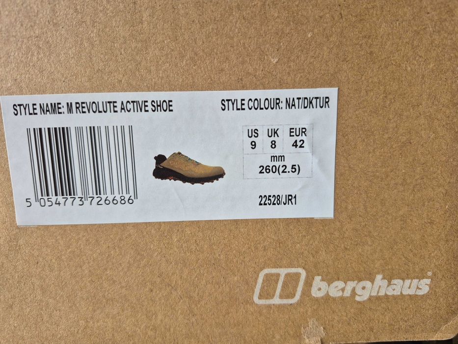 продавам НОВИ обувки за трекинг MAMMUT и BERGHAUS