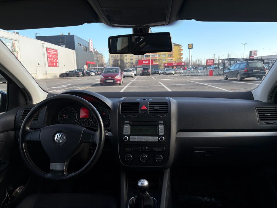 Volkswagen golf 5 goal edition