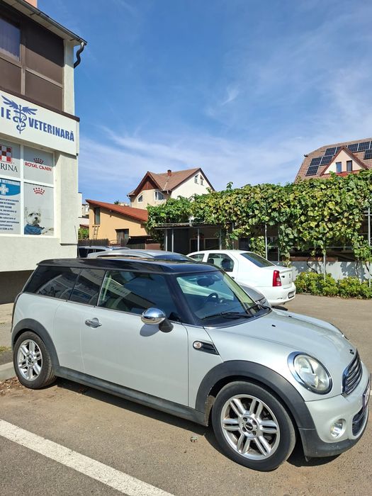 Vand  urgent masina personala Minicooper Clubman