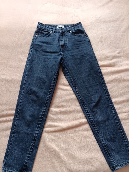 Джинсы  женские.