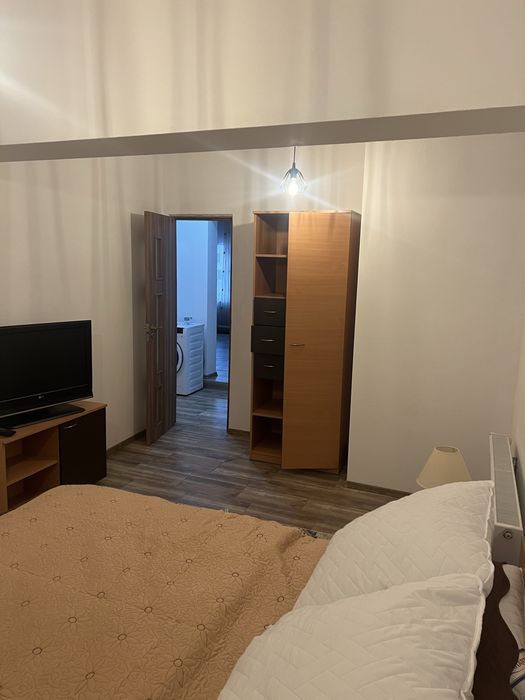 Vand apartament 3 camere central 55 mp Campulung Moldovenesc