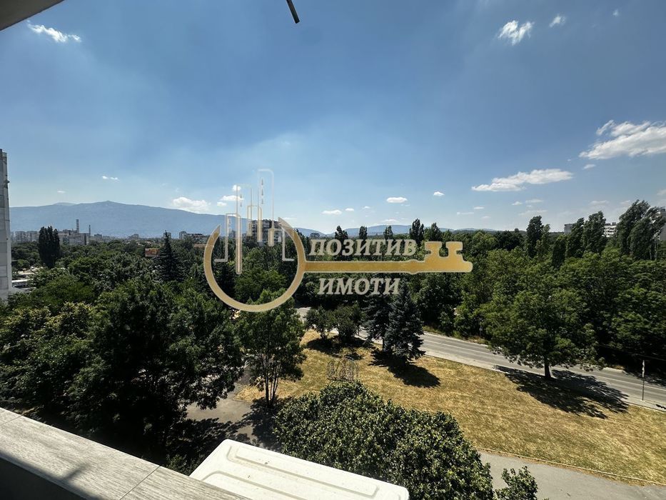 Продава се Тристаен апартамент в София, Илинден - 88 кв.м за 2728 €/кв.м - Снимка #4