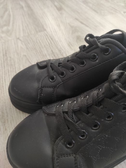 Дамски обувки черни