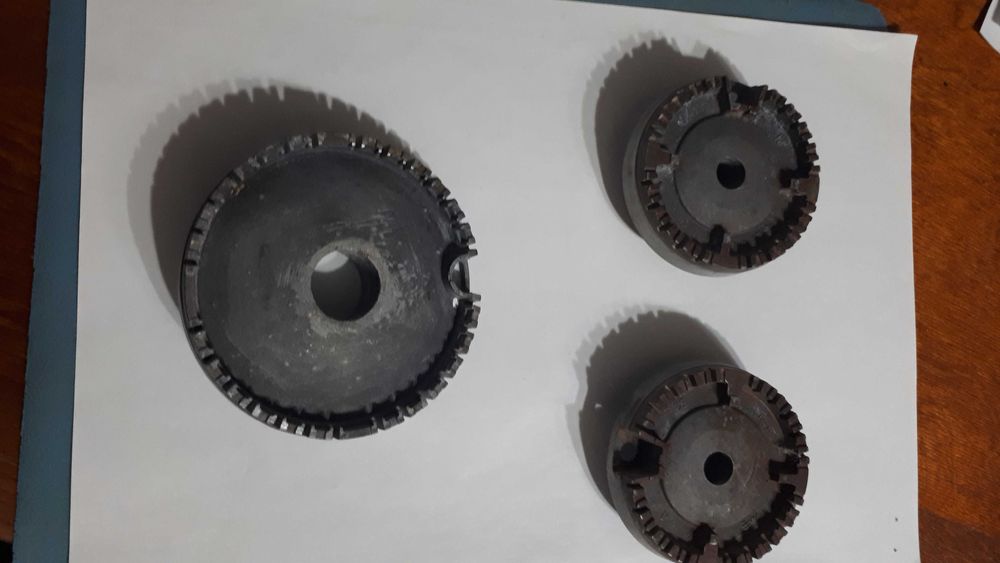 Продам горелки для газовой плиты "Кайзер"