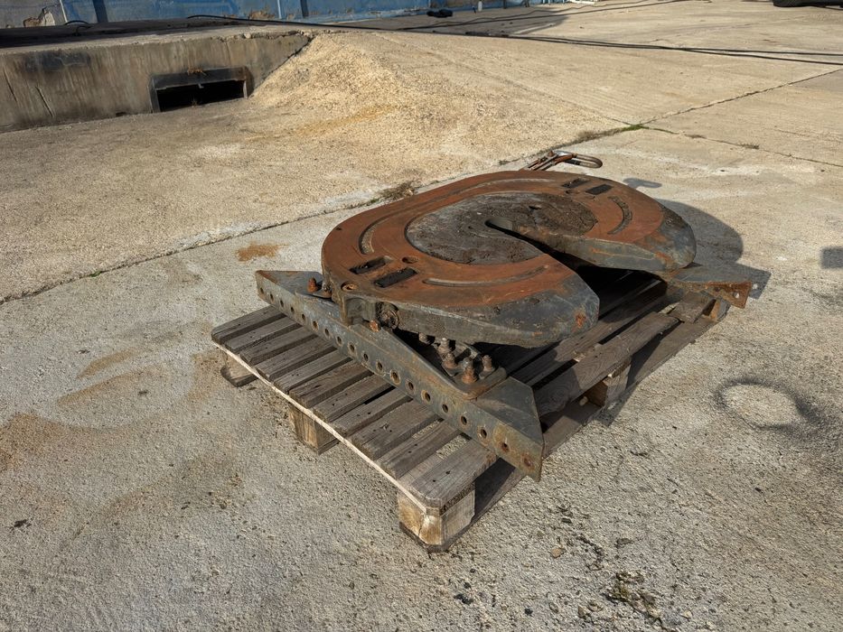 Лафет за влекач JOST