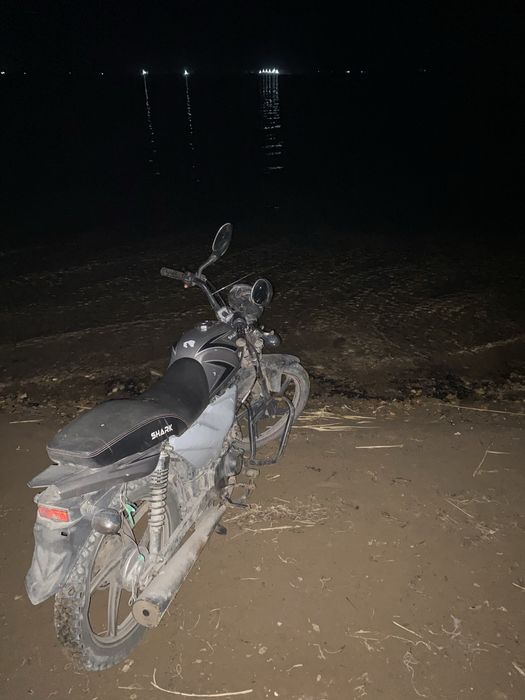 Продам мотоцикл шарк 125