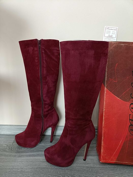 Cizme vișinii piele întoarsă